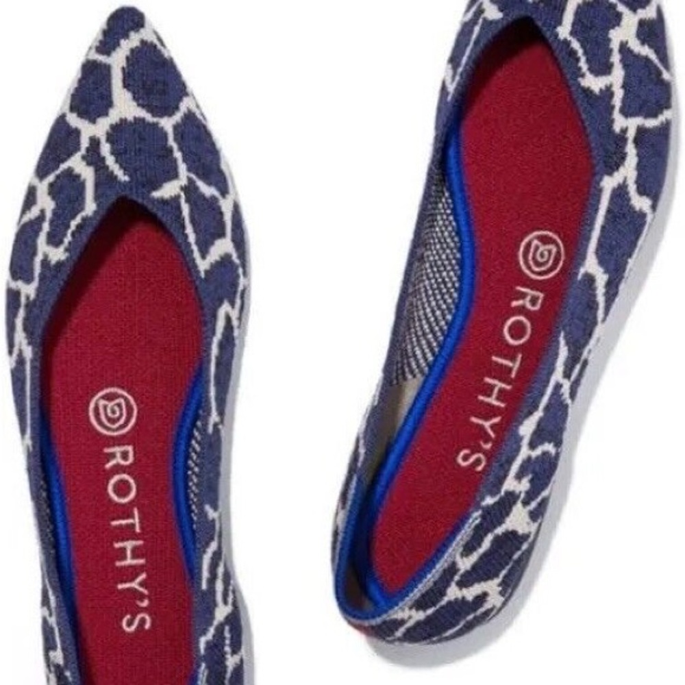 Rothy's Navy and White Indigo Giraffe Women’s Point Patterned Flats Size 8.5